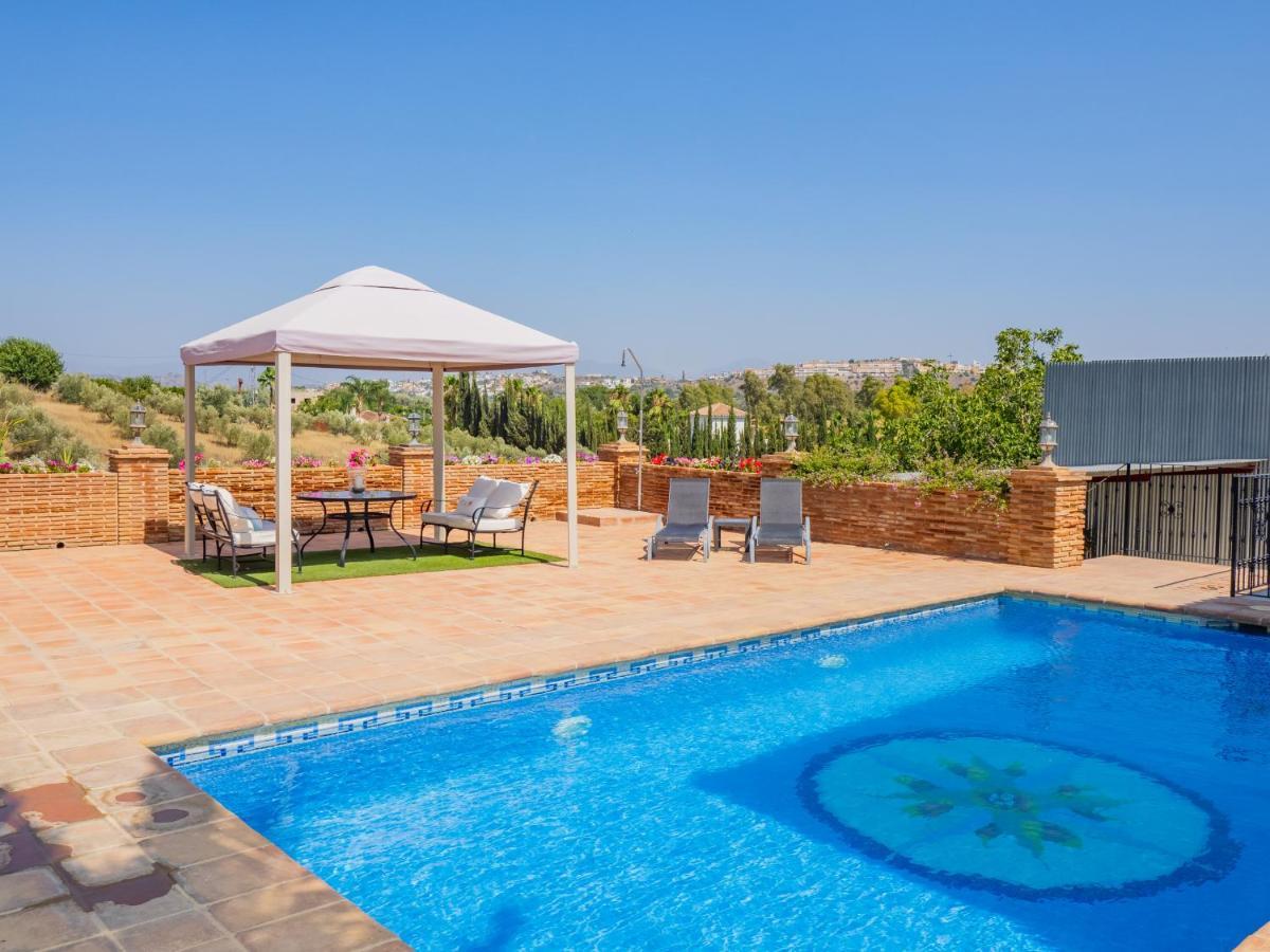 Cubo'S Finca Mis Seis Soles Coín Екстериор снимка